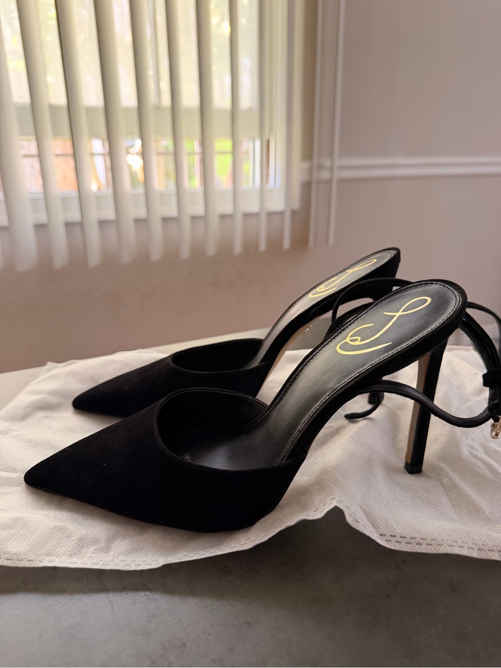 Sam Edelman Black Pointed Toe Slingback Heels - Picture 2 of 3